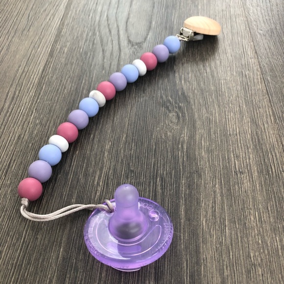 Pacifier Clip - Picture 4 of 4